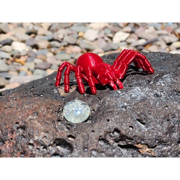 Realistic Articulated Tarantula Spider – 3D Printed – Poseable Red Toy Model - Picture 2 of 4